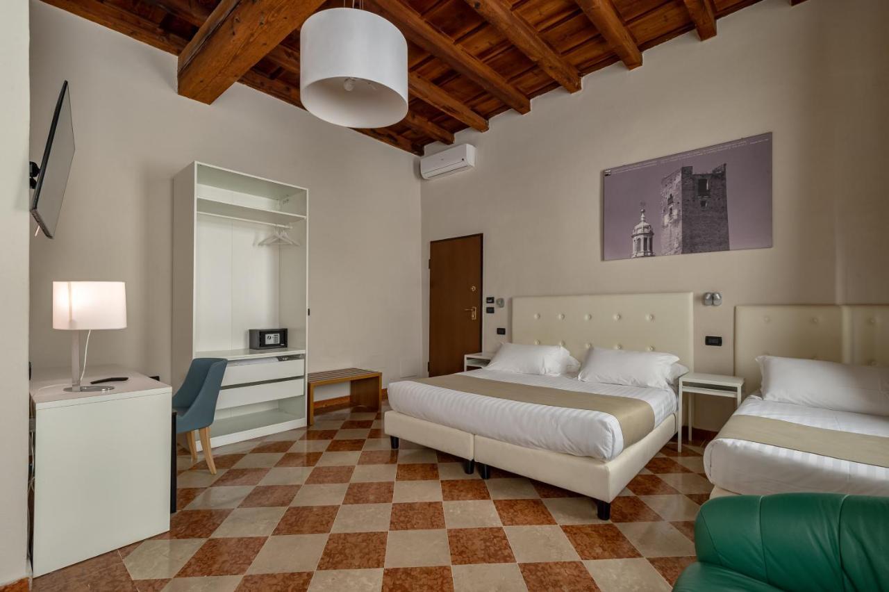 Отель Residenza Accademia Мантуя Экстерьер фото